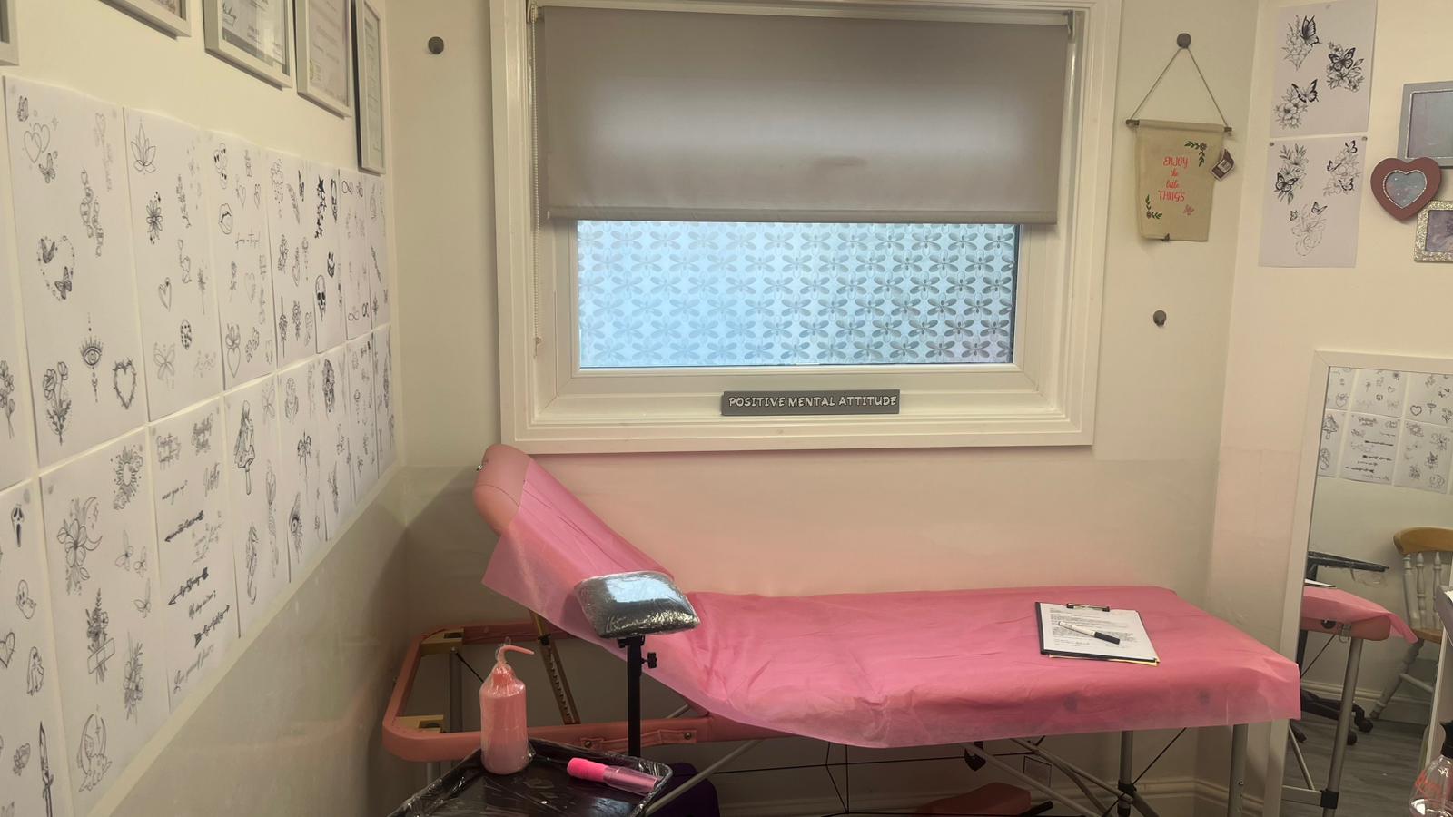 Clean licensed Ink By LOLO studio Ainsdale serving Southport